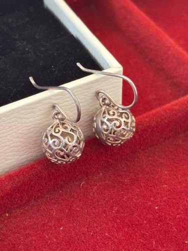 Pendientes bolas labradas - labradas, ·