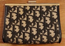 Pochette vintage monogramme