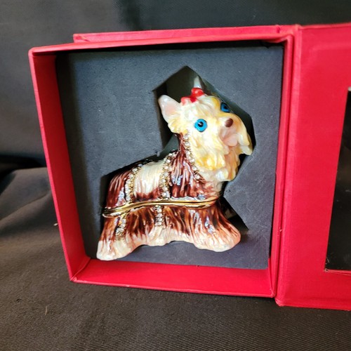 Vtg emperor dog - emperor, enamel
