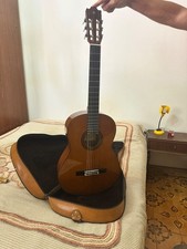 chitarra classica yamaha ottime condizioni completa di custodia imbottita