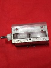 condensatore variabile ad aria demoltiplicato con due sezioni 505/480 pF