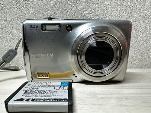 Fotocamera digitale compatta