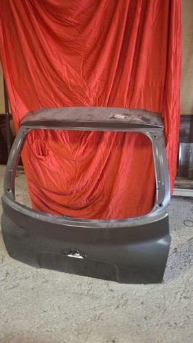 Portellone posteriore nissan - posteriore,