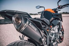 AKRAPOVIC SlipOn Line Nero