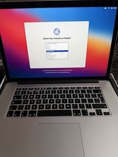 Apple MacBook Pro Retina 15,4"