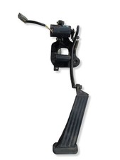 BMW 3 E46 2001 Acceleratore