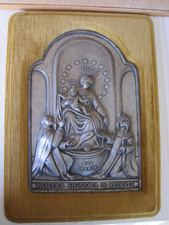 Quadro in bassorilievo su peltro Madonna di Pompei cesellato a mano su metallo