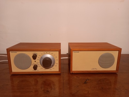 Radio tivoli audio model - tivoli, two