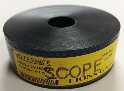 35mm trailer larry - trailer,