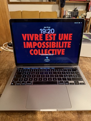 Apple macbook pro 256gb - apple,