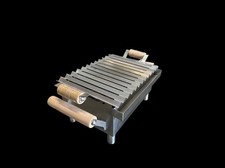 Griglia a forma di V carbone