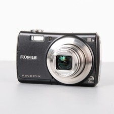 Fujifilm Finepix F100 FD -