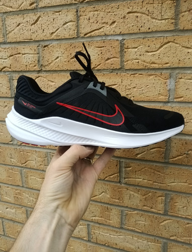 Nike quest black - quest, university