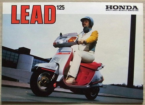 Brochure vendita moto scooter