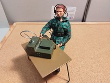 Madelman primera generación radio operador.