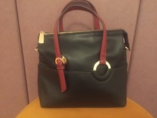 BORSA A TRACOLLA NUOVA SENZA