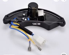 AVR REGOLATORE DI TENSIONE PER