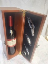 Cofanetto con bottiglia Vino