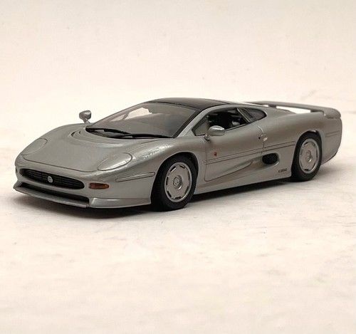 Minichamps jaguar 220 auto - xj,