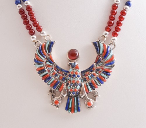 Collana con ciondolo - , in