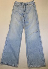 Jeans strappati Stradivarius