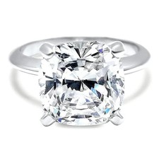 Raro Anello Solitario Diamante