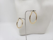 ORECCHINI A CERCHIO A SEZIONE