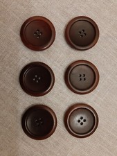 N. 100  LOTTO 6 BOTTONI GRANDI MARRONE CM. 3,10