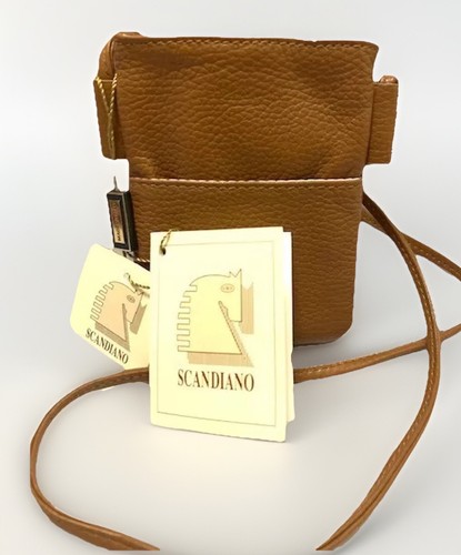 Borsa telefono passaporto