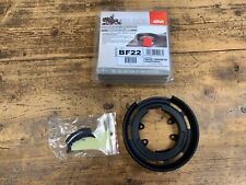 FLANGIA BORSA SERBATORIO TANK LOCK GIVI BF 22 BMW R1200 GS (08-11) NUOVA