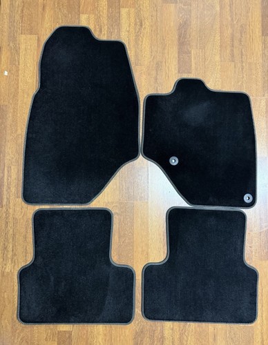Tappeti moquette velluto - tappeti,