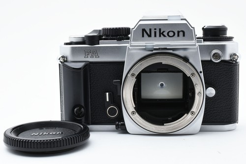 Mint nikon body silver - fa,