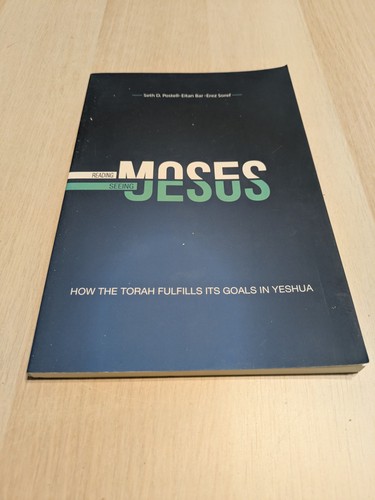 Reading moses seeing jesus - moses,,