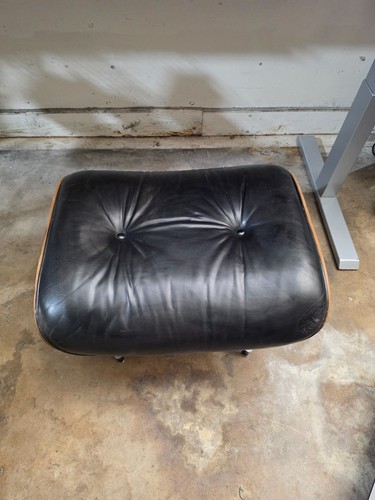 Authentic eames lounge chair - lounge,
