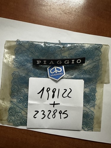 Targhetta piaggio scudetto - targhetta, "piaggio"+scudetto