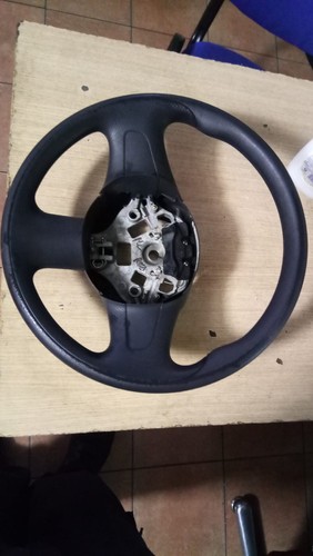 Volante nissan micra k13 - volante,