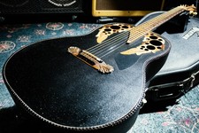 Chitarra acustica usata