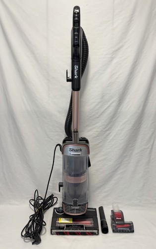 Shark stratos pet pro - stratos,