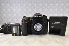 Nikon D7100 con 45798 click -
