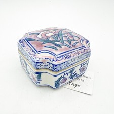 Scatolina vintage in porcellana scatola quadrata ceramica Cinese portagiogie 