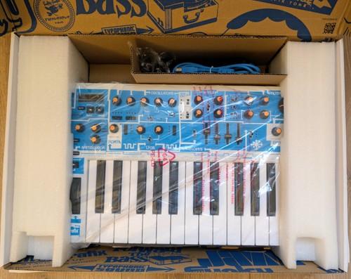 Novation bass station - novation, ii
