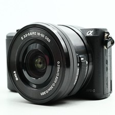 Fotocamera digitale Sony Alpha