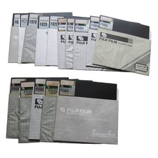 Lotto di 15 floppy disk