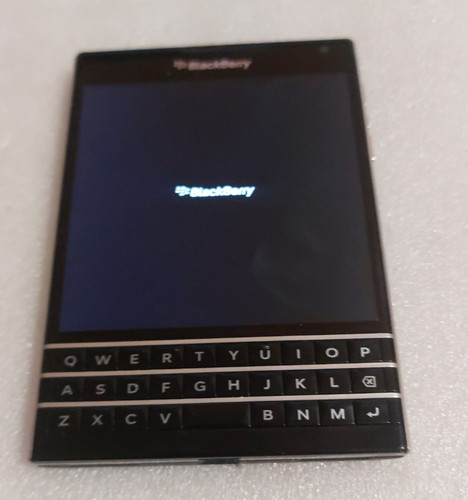 Blackberry passport - passport, is)