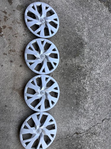Copricerchi toyota yaris - toyota,