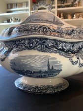 Zuppiera antica del 1857 – porcellana decorata blu “Copenhagen”