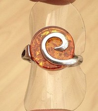 Prezioso Anello In Argento Con