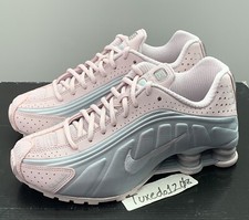 New! Women's Nike Shox R4 sz6