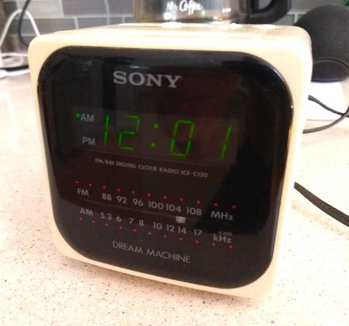 Sony dream machine icf c120 - dream, icf-c120