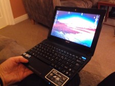 ASUS Eee PC X101H Intel Atom